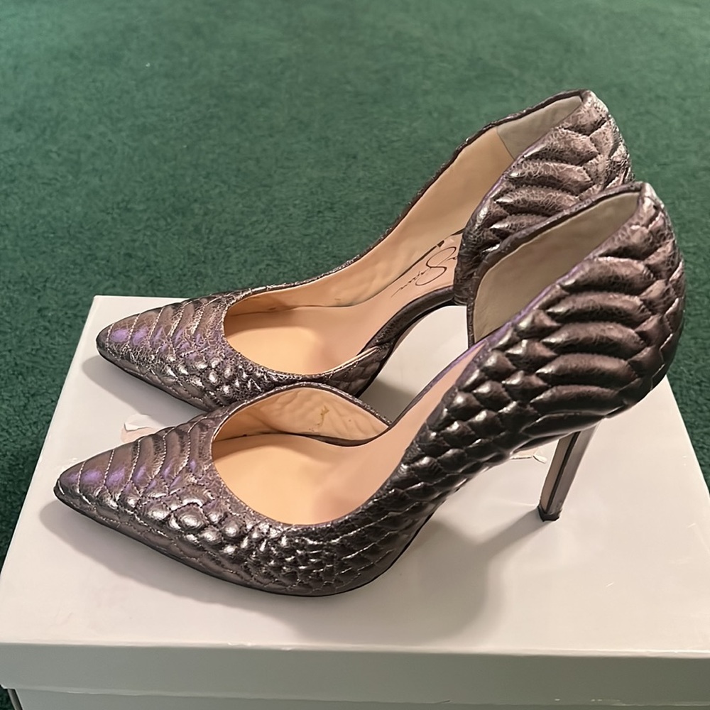 Gun metal gray metallic Jessica Simpson Heels size 7